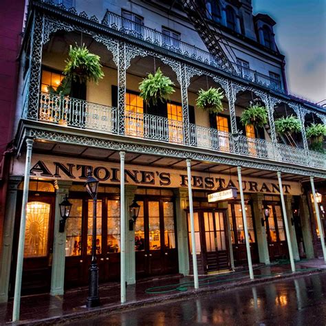 Houston's restaurant new orleans louisiana - Commander's Palace. The Best Restaurant In New Orleans. 1403 Washington Avenue New Orleans LA 70130 504.899.8221. Since 1893, Commander's Palace has been a New Orleans landmark known for creating great dining memories. 